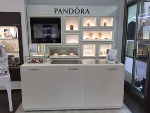 Nuestro shopping shop de PANDORA